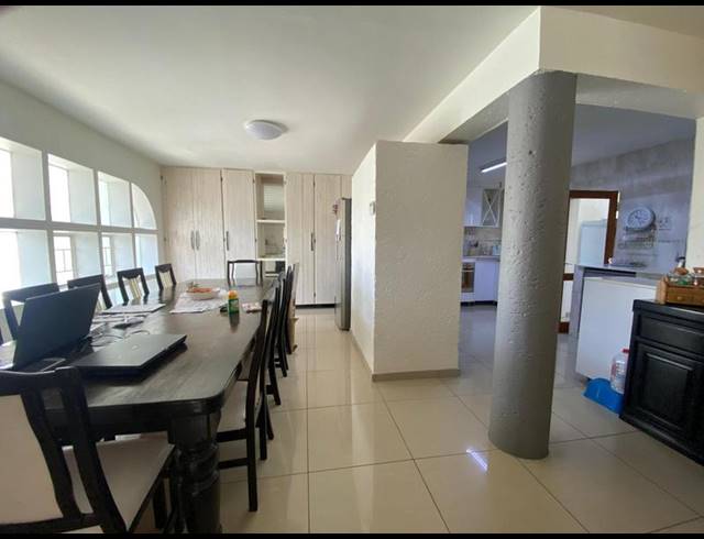 5 BEDROOM HOUSE FOR SALE IN ROODEKRANS